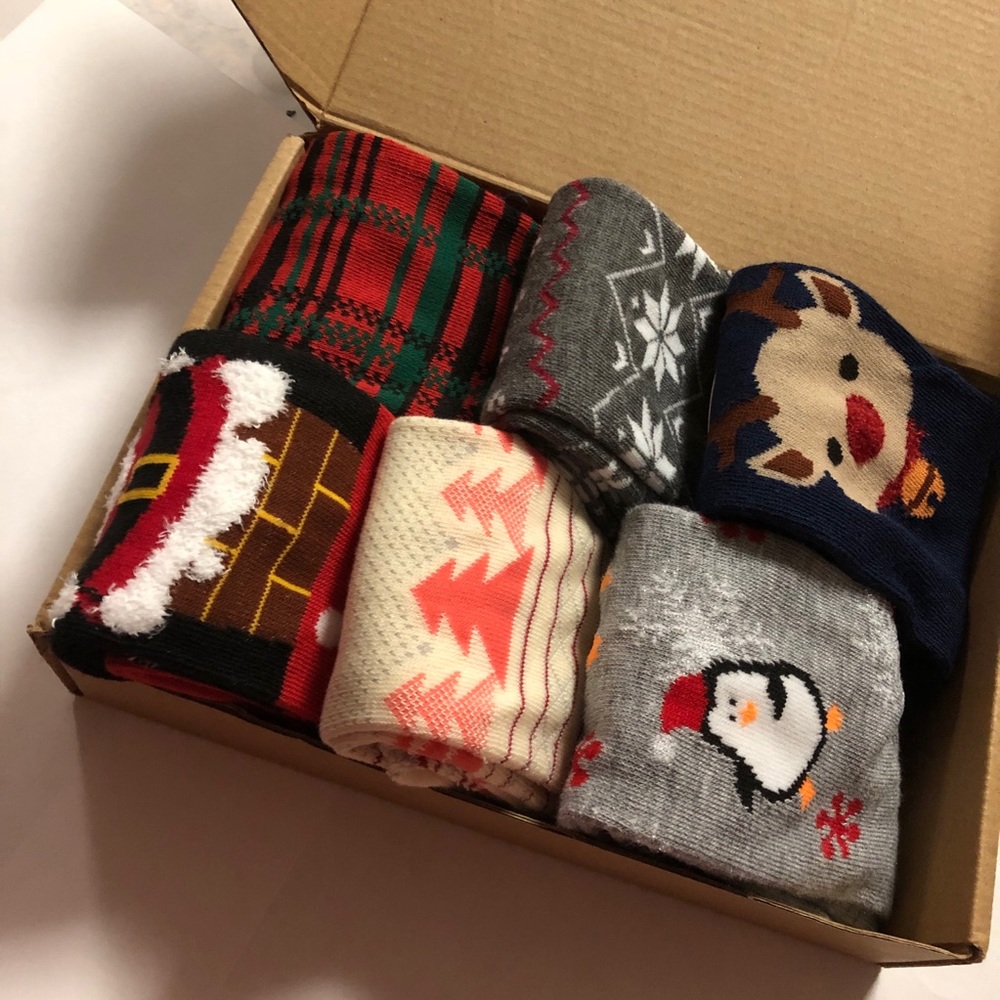 Holiday sock box 6 pair